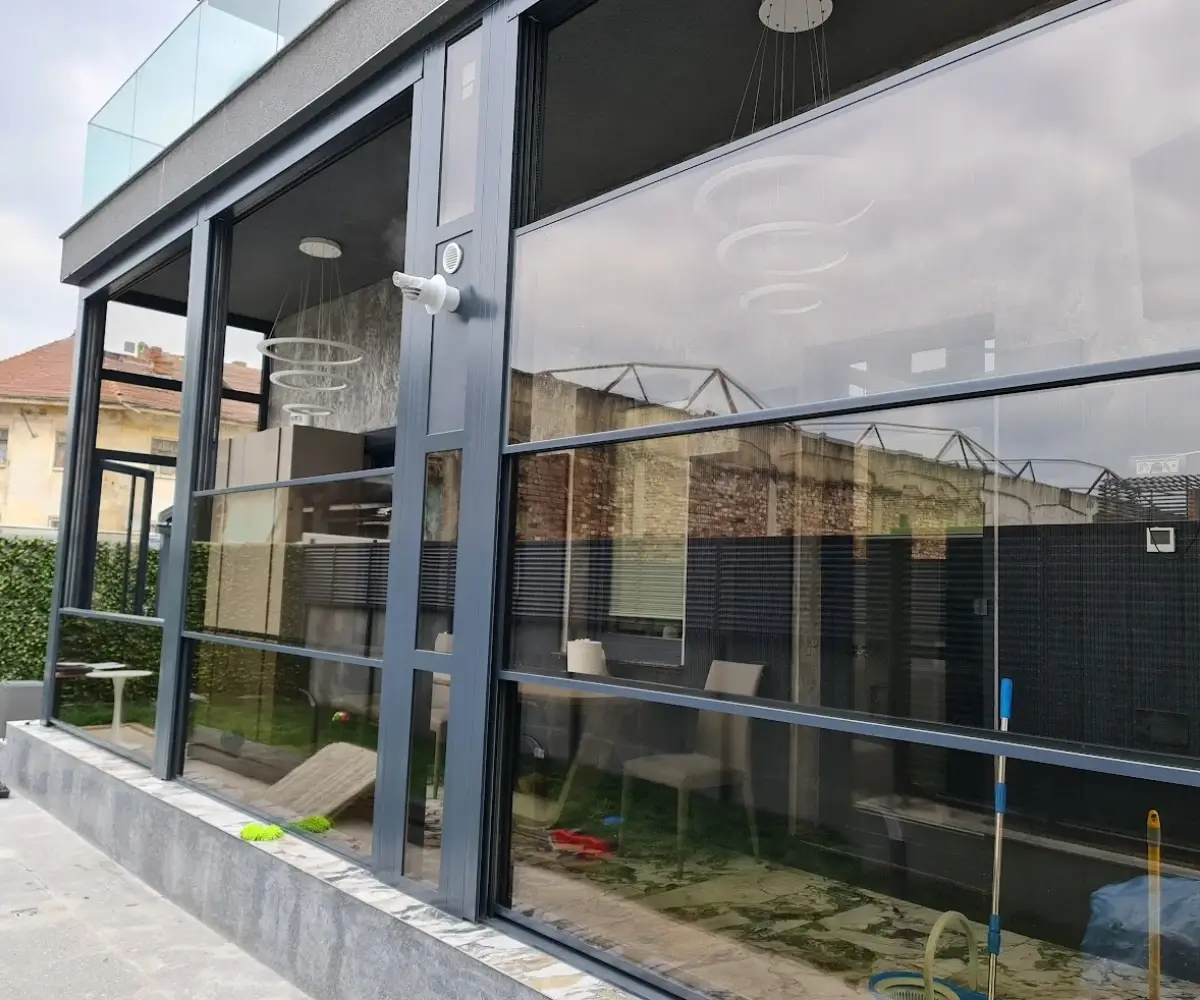 inchidere-din-sticla-ghilotina-proiect-vegaprod-5
