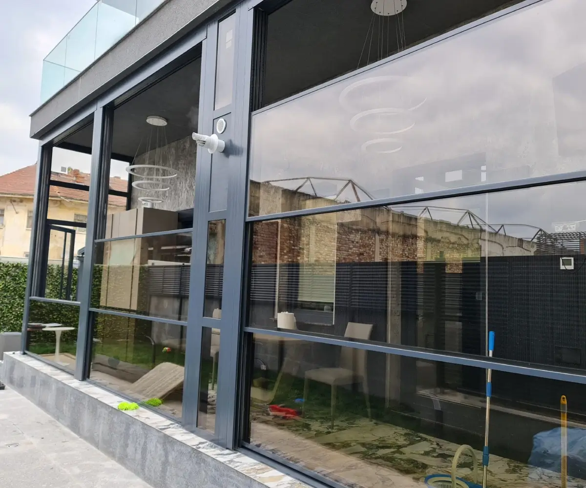 inchidere-din-sticla-ghilotina-proiect-vegaprod-7